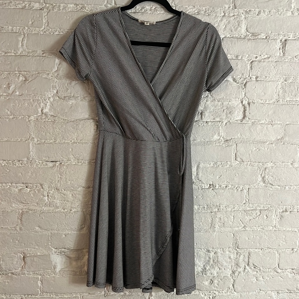 Striped Wrap Dress Medium